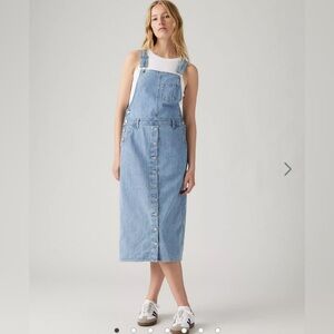 NEW LEVI’S - Overall Midi Dress / Utility Style in Medium Wash